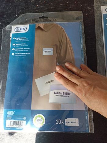 Lot fournitures pour  20 badges nominatifs