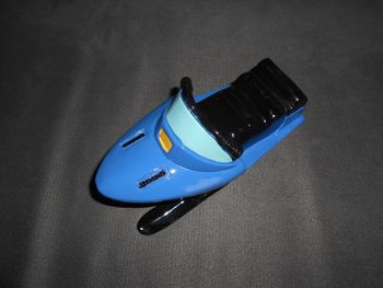 Tirelire en forme de luge neuve à 0,50 EURO