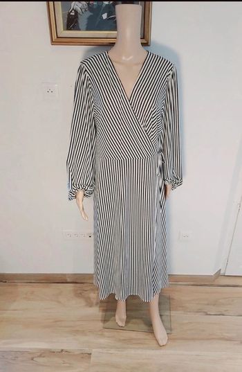 H&M Robe Maxi Rayée T.42 – Élégante & Confortable 128 cm