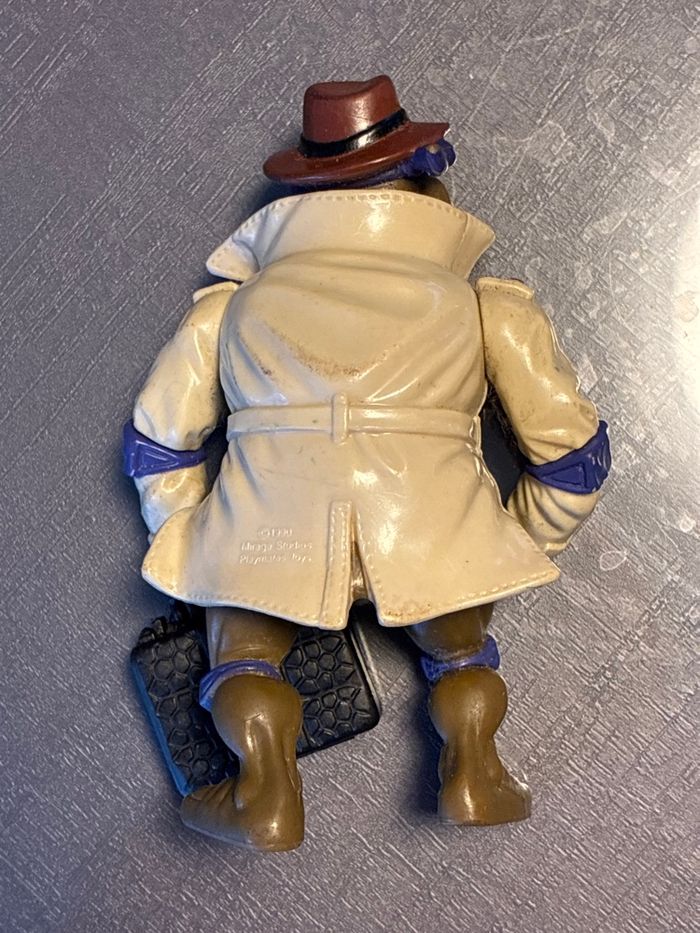 Figurine tortue ninja vintage avec sa malette mirage studios - photo numéro 2