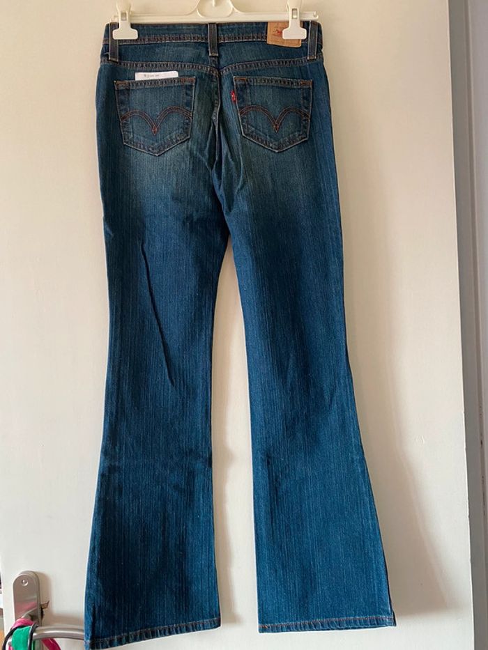 Jeans Levi’s 518 Superlow Boot Cut Taille 8R - photo numéro 2