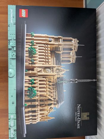 Cathédrale Lego 21061