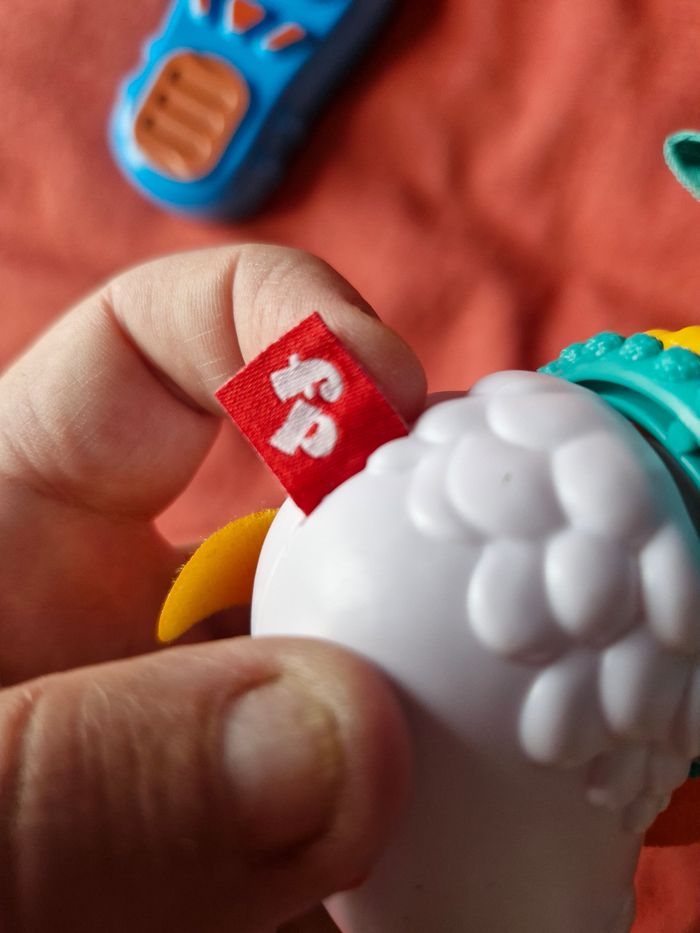 Jouets d'éveil Lama clic clac et Phone - photo numéro 8