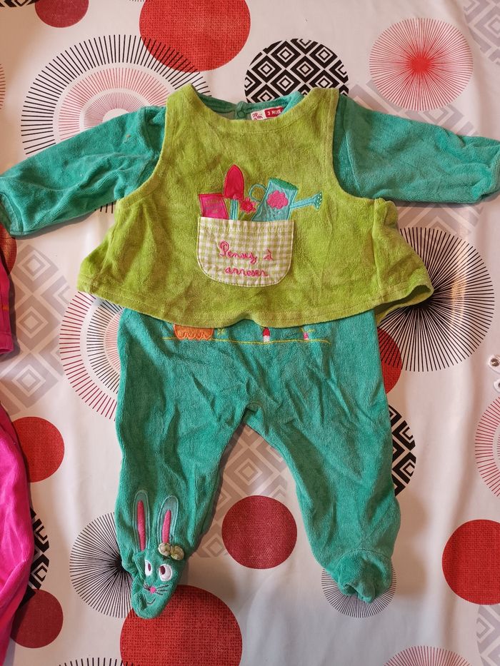 Lot 3 pyjamas costume Dpam taille 3 mois 👧 - photo numéro 4