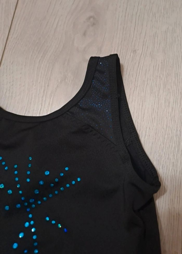 Superbe tenue de danse 5A - photo numéro 3