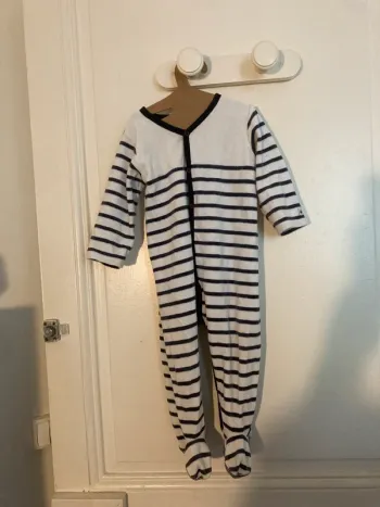 Pyjama marinière Petit Bateau 12 mois – Rayures iconiques
