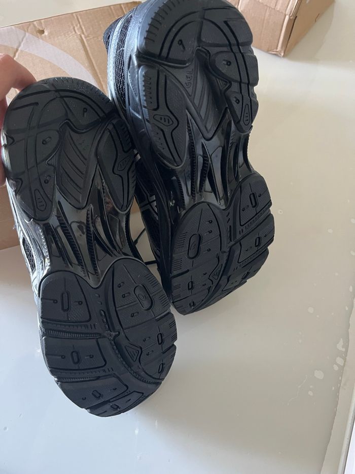 ASICS gt-2160 Noir et argenté size 40,5 - photo numéro 4