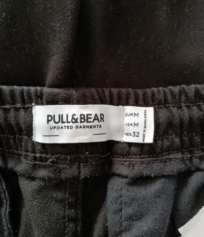 Bermuda Pull & Bear
 M - photo numéro 5