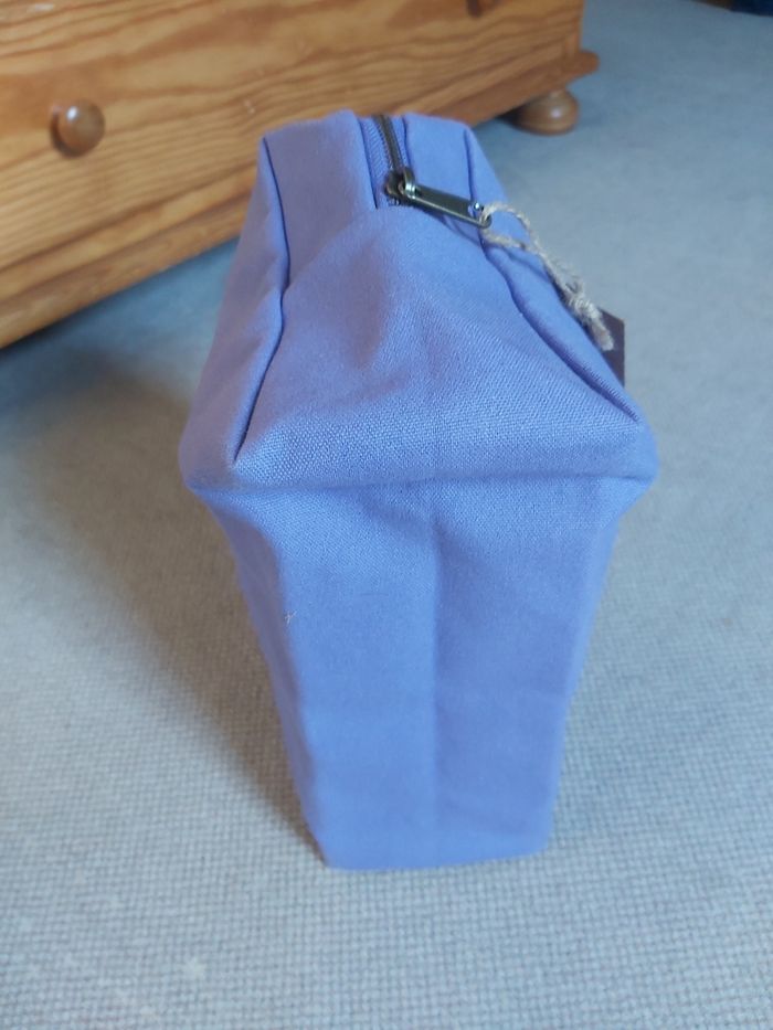 Trousse de toilette mauve neuve - Manahé - photo numéro 6