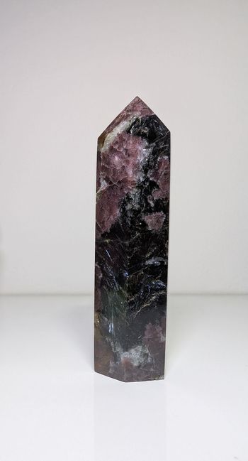 Pointe de grenat - pierre naturelle