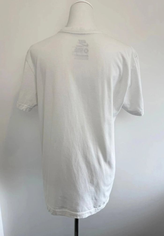 T-shirt Nike graphique homme M blanc très bon état - photo numéro 5