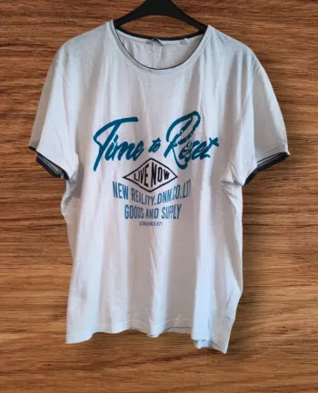 đ T-shirt XXL â Style dĂ©contractĂ© et confortable ! đ