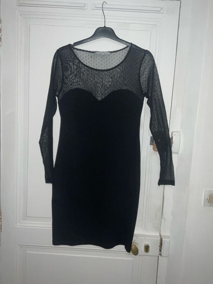 Joli robe noir - photo numéro 2