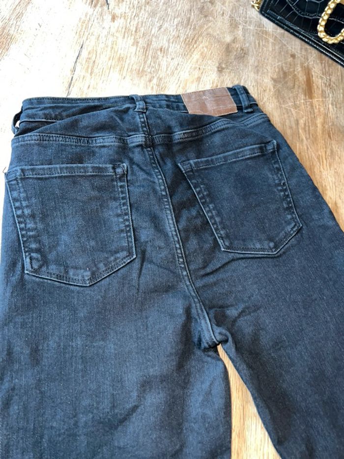 Jeans taille haute noir skinny Kiabi 38 🌸 - photo numéro 4