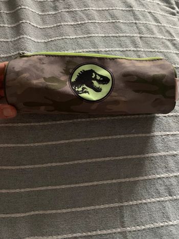 Trousse d’école jurassik world