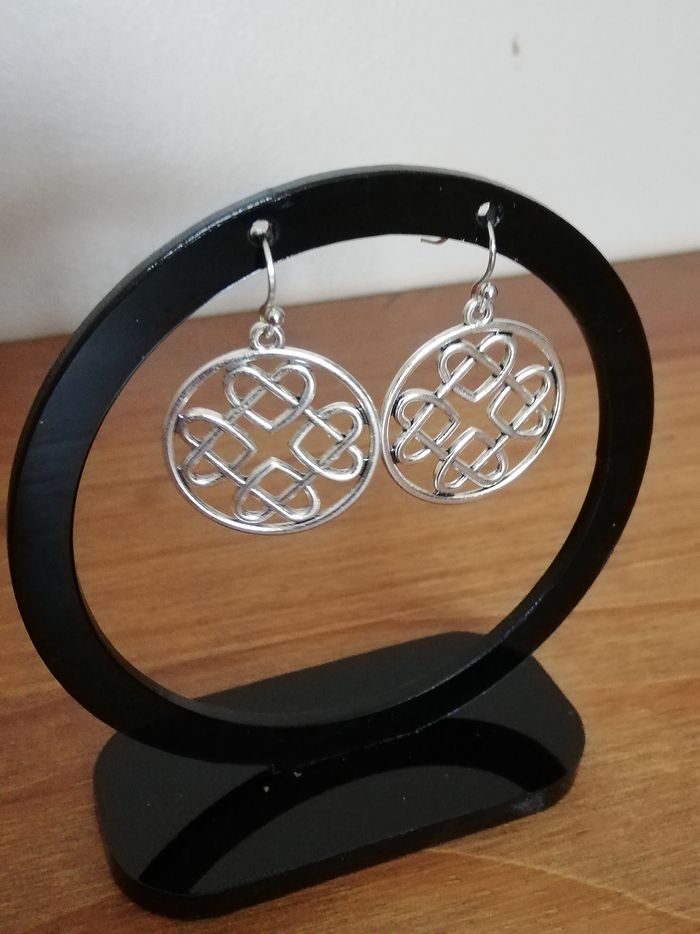 Boucles d'oreilles argentées - photo numéro 2