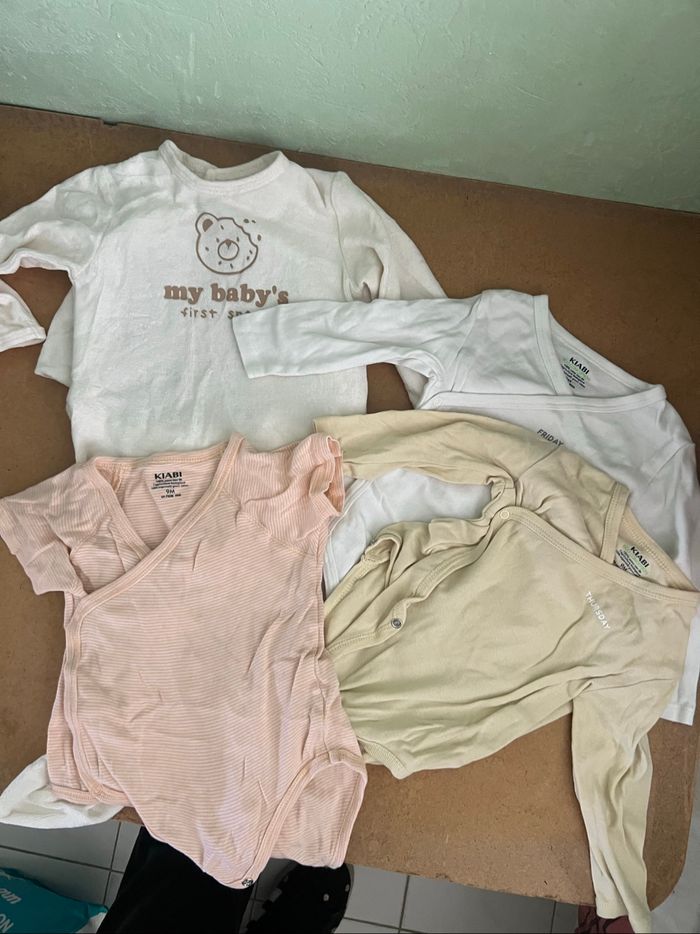 Lot bébé 9mois - photo numéro 2