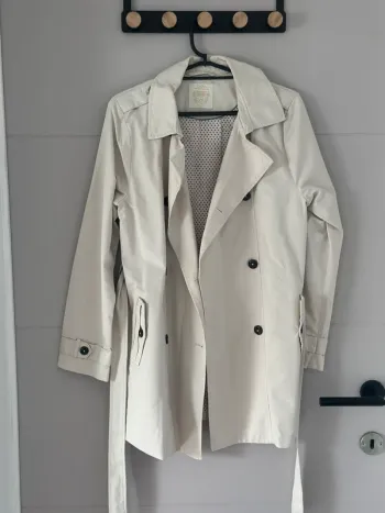Trench Zara taille 164 Très bon état