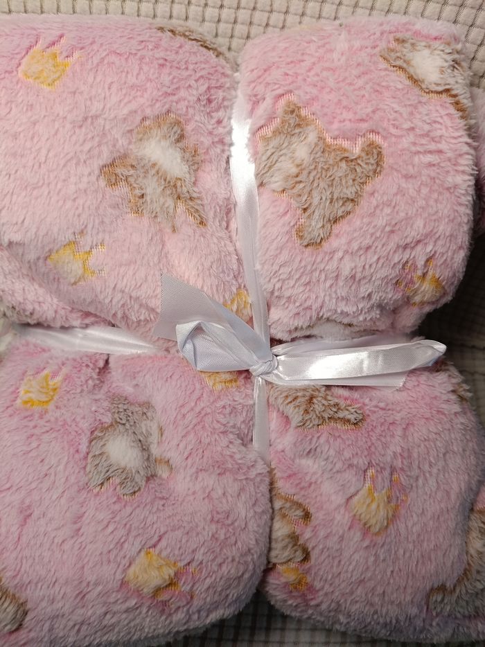 Plaid phosphorescent neuf avec étiquette - photo numéro 3