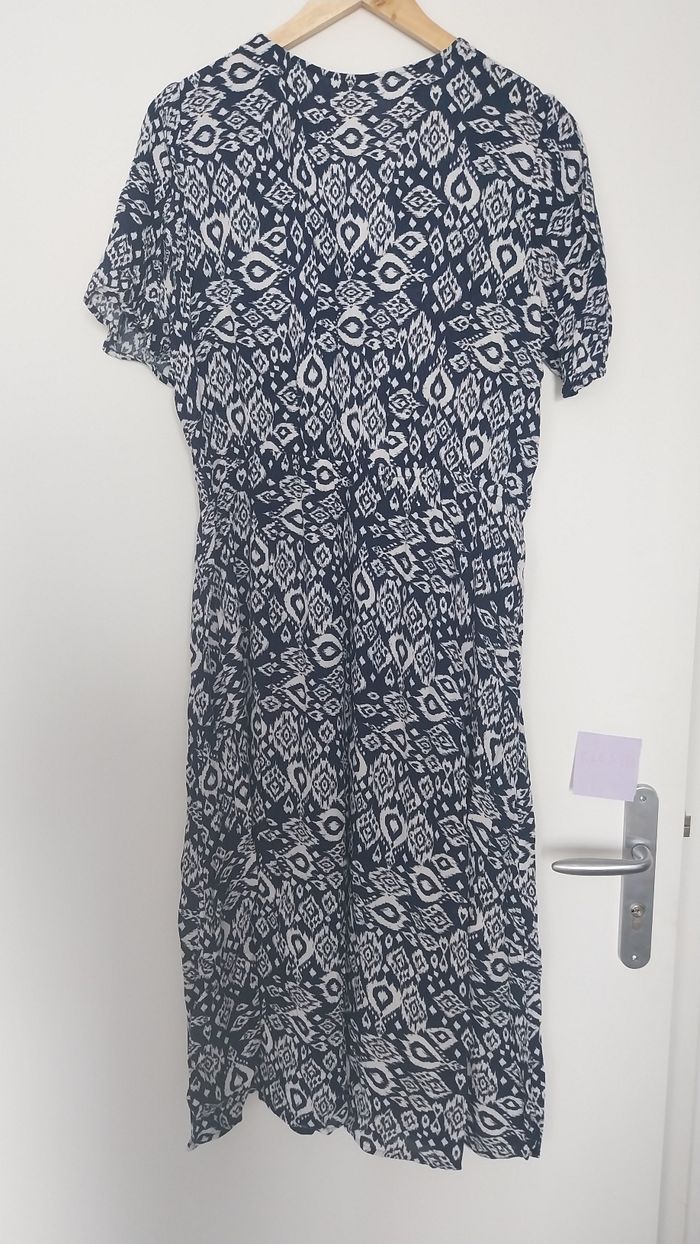 Robe longue bleu et blanche kiabi - photo numéro 2