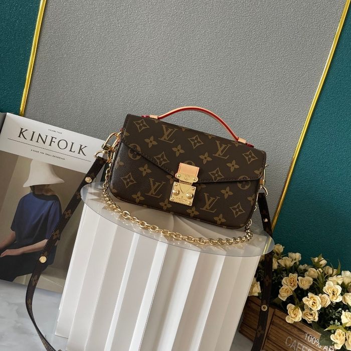 Louis Vuitton  East West Métis M46279