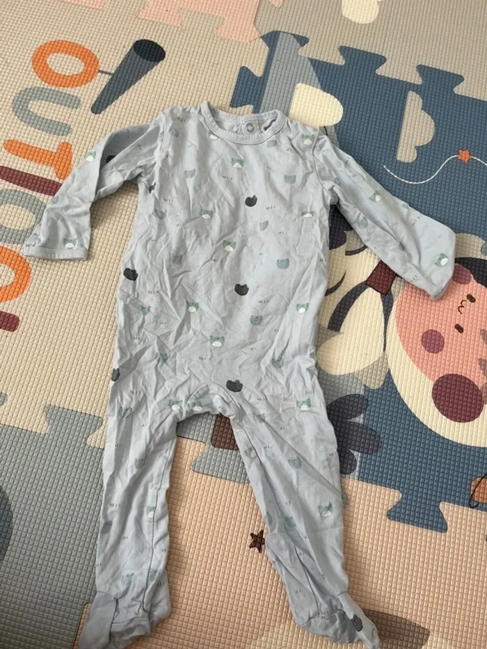 Pyjama taille 12 mois