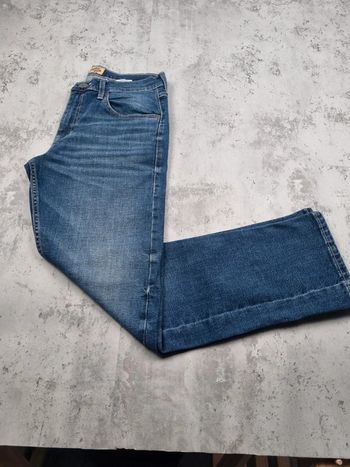 Jean Wrangler bleu Taille 30x30  (mesures en photos)