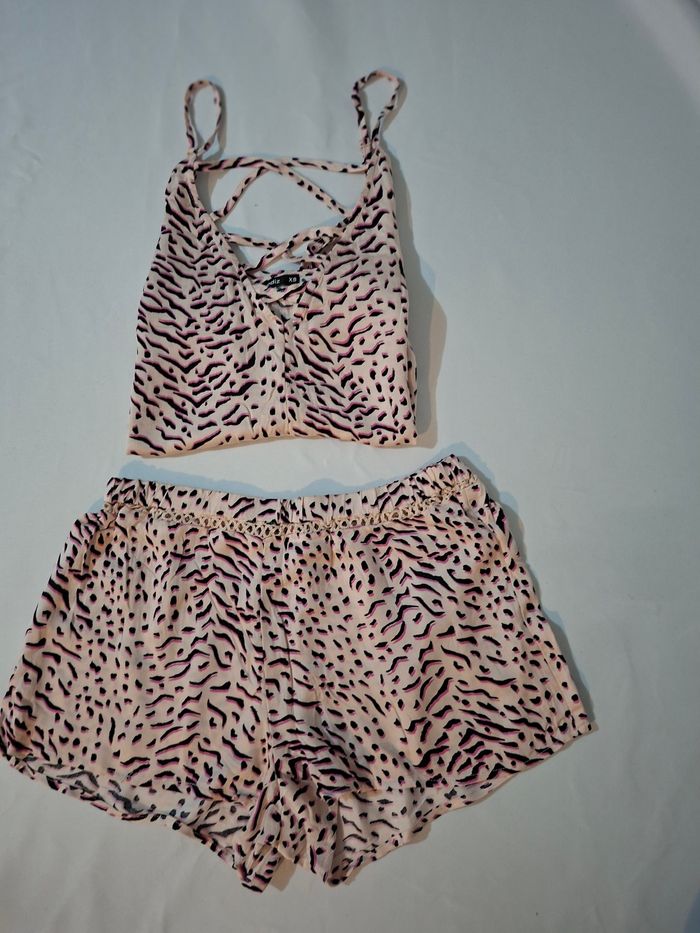 Ensemble pyjama undiz rose poudré avec imprimé rose et noir en taille XS - photo numéro 4