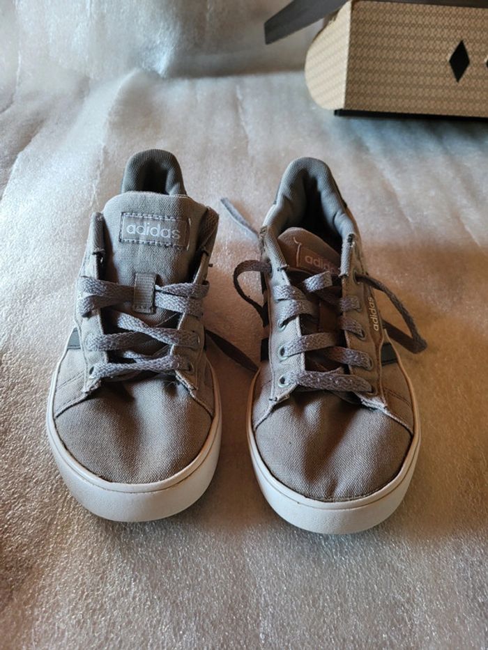 Chaussures adidas - photo numéro 2
