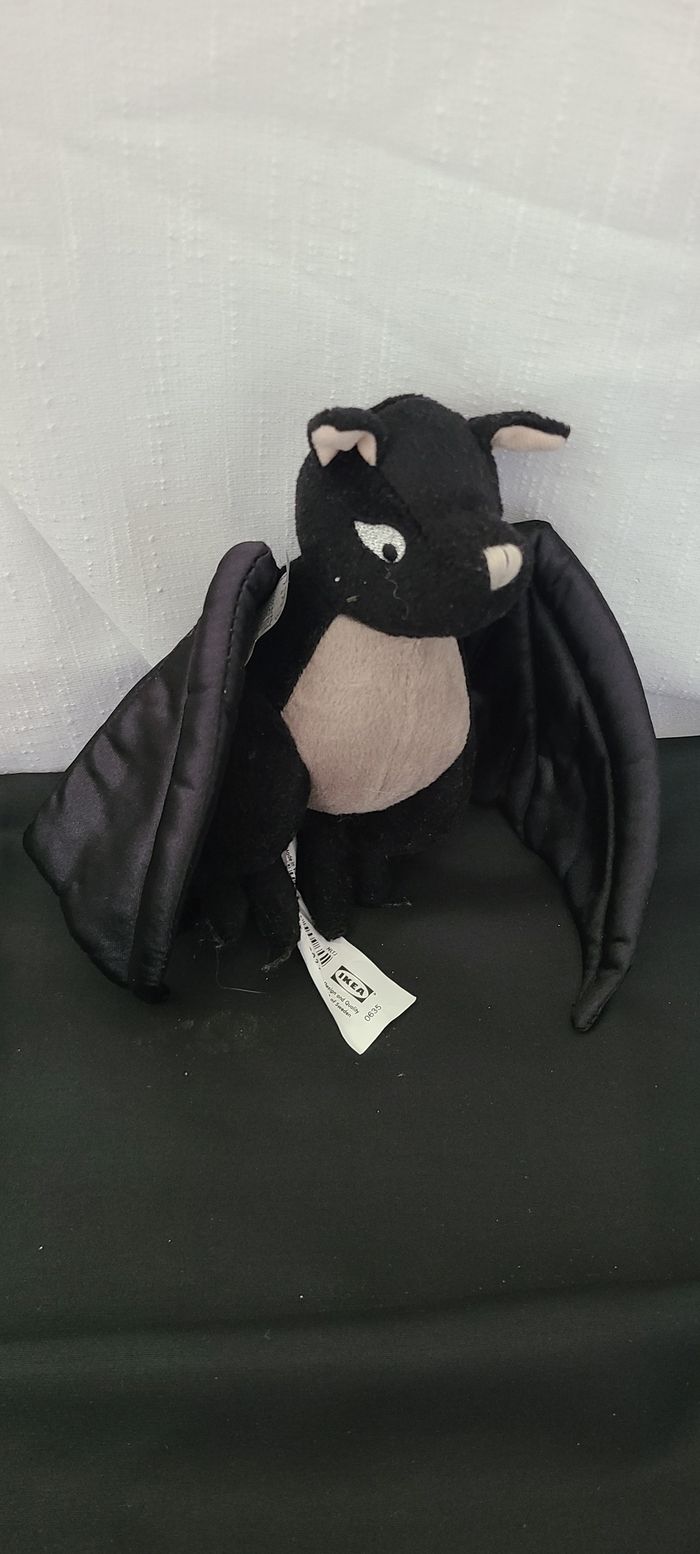 Peluche Spooky chauve souris IKEA Kryp noir Halloween 17 cm