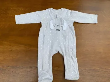 Pyjama sucre d’orge 9 mois gris et étoile blanche