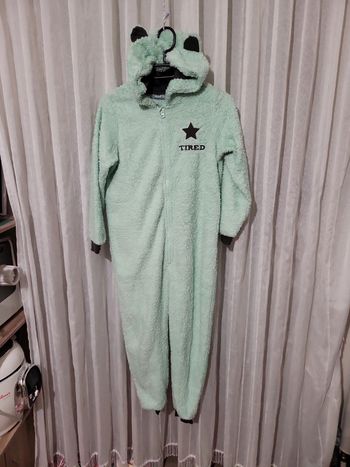 Pyjama 1 pièce 8/10 ans