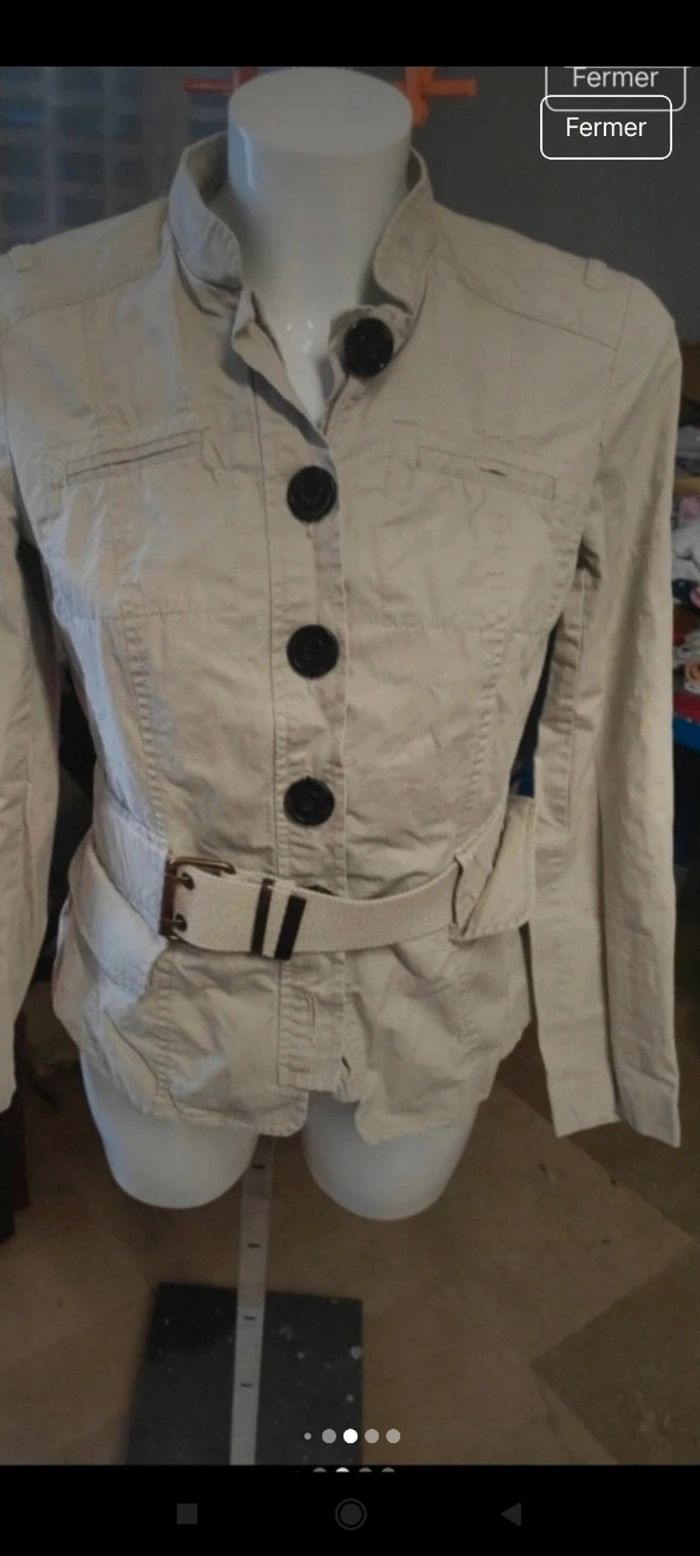 Très belle veste Zara f34