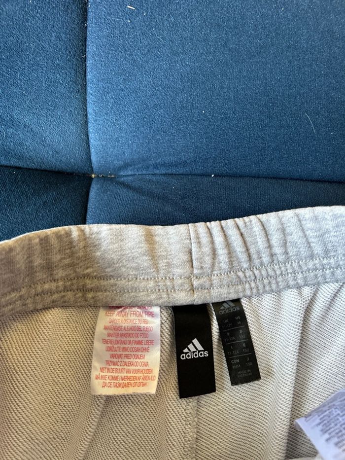Short adidas Xs - photo numéro 3