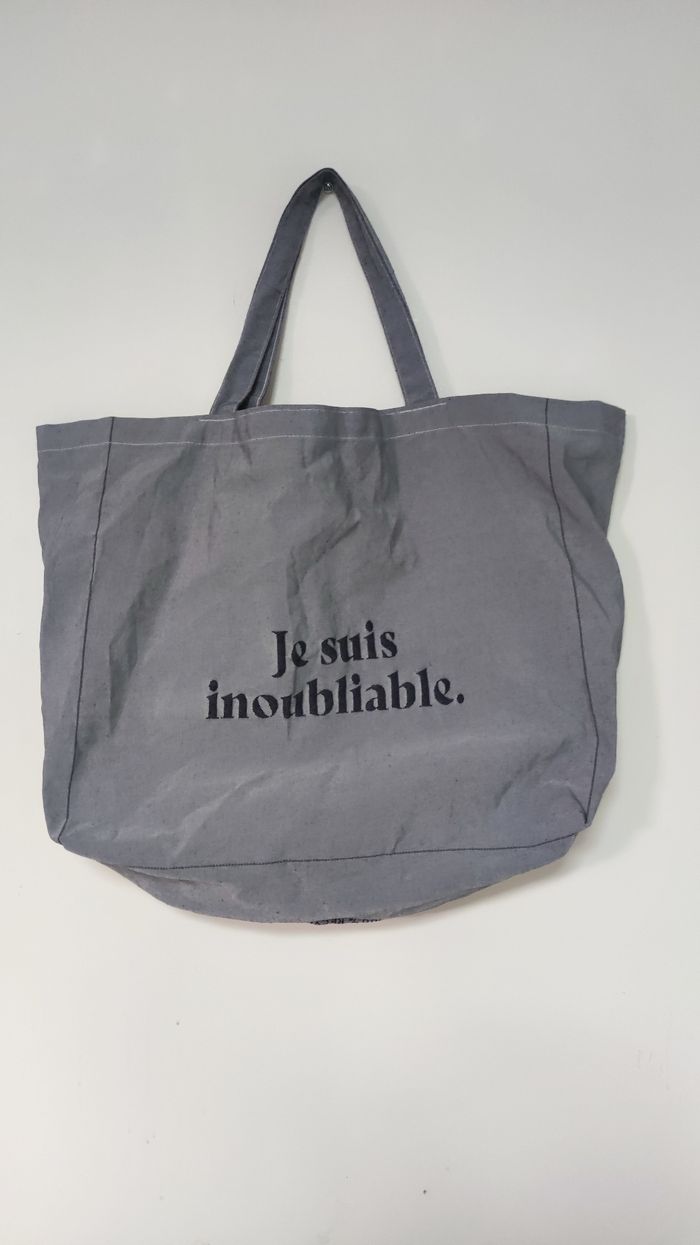 Sac fourre tout en toile brodé