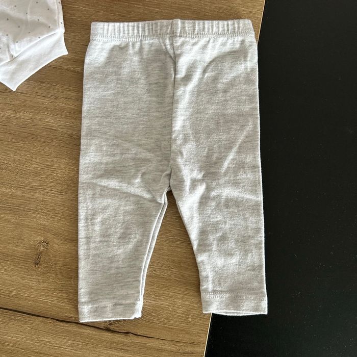 3 petits pantalons 1 mois - photo numéro 4