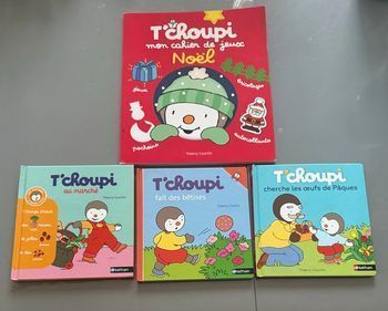 Lot de 3 livres T’choupi  et 1 cahier de jeux de Noël T’choupi