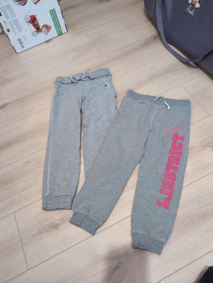 Lot 2 joggings fille