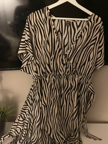 Robe motif zébrer