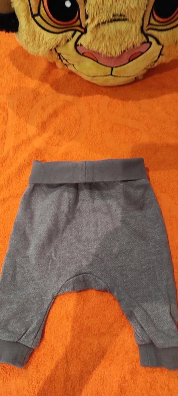 Pantalon coton H&M 1-2 mois 56 cm - photo numéro 4