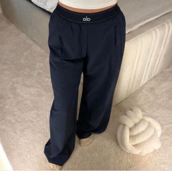 Jogging alo bleu marine