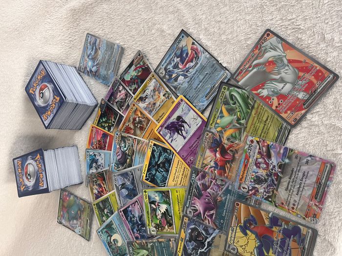 Coffret "Maître Dresseur" : Le Pack Ultime (66 Cartes + Pokébox) - photo numéro 3
