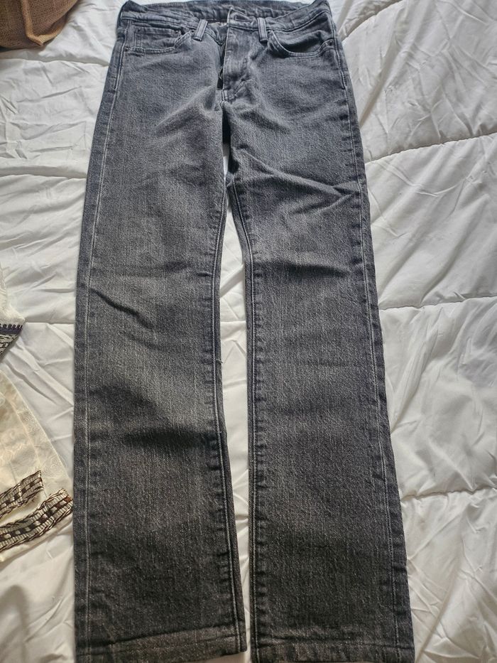 Jeans homme taille 38 marque levis straus