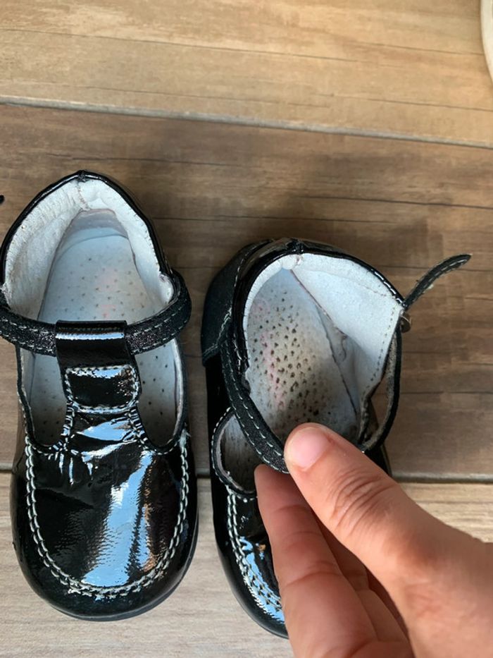 Chaussure taille 20 - photo numéro 3