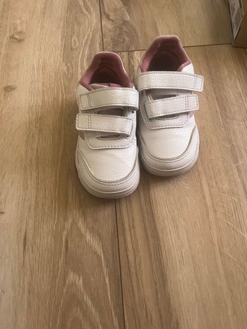Basket adidas Disney 