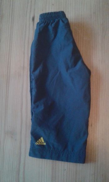 Bermuda Adidas gris/bleu 7/8 ans