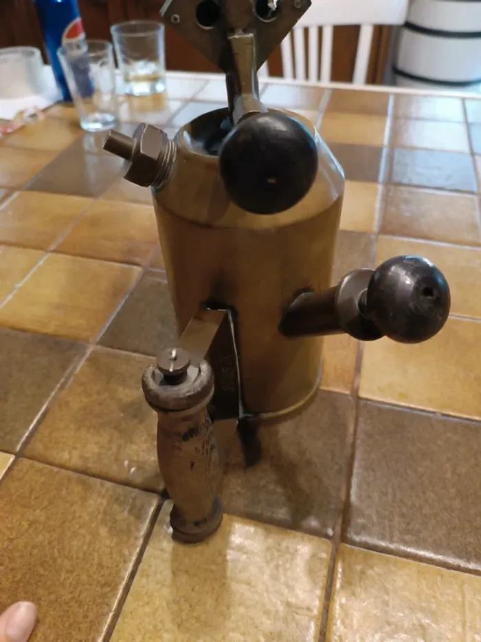 Chalumeau lampe à souder vintage en laiton - photo numéro 3