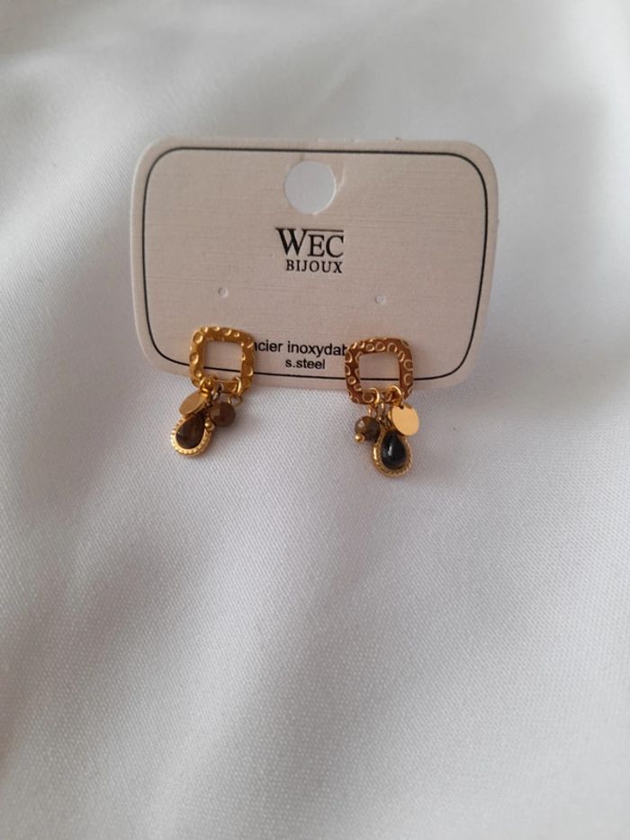 Boucles d'oreilles neuve avec étiquette 🏷