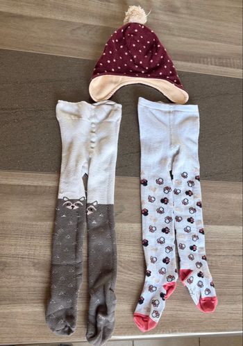 Collants et bonnet