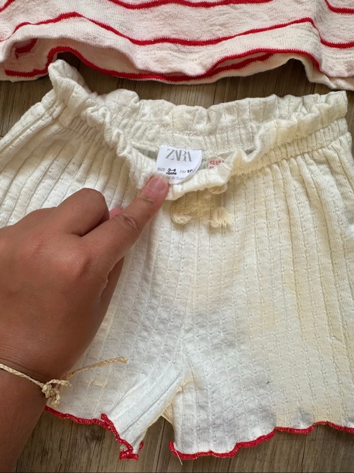 Ensemble short rayé blanc rouge Zara 3/4 ans fille - photo numéro 2